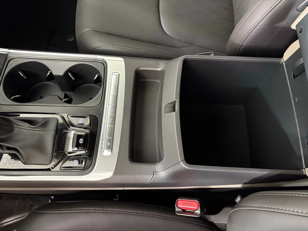 New 2026 White Kia EX image 32