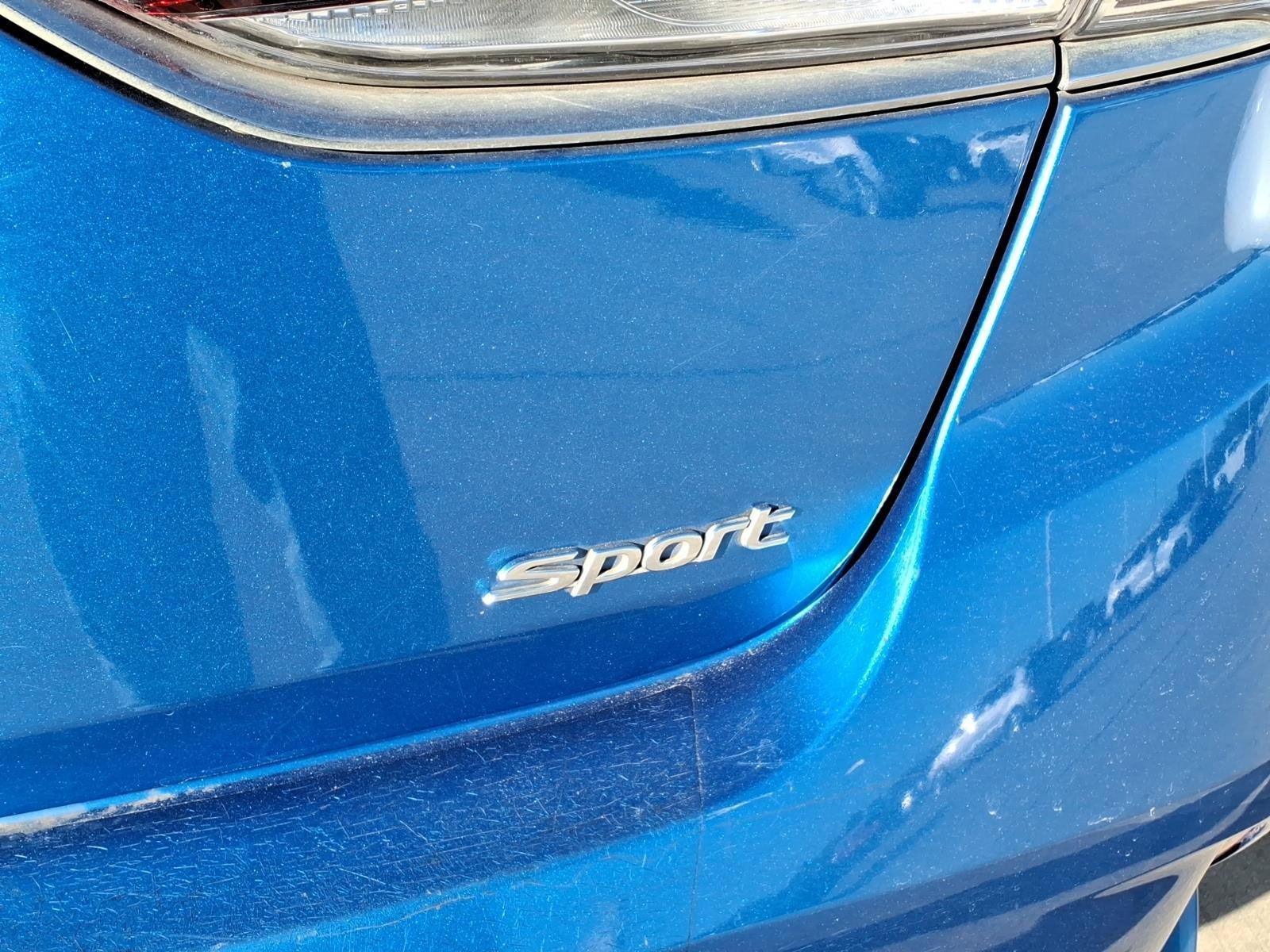 Used 2018 Electric Blue Hyundai Sport image 6