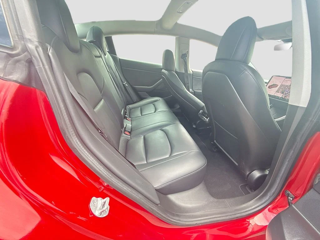 Used 2020  Tesla Standard image 30