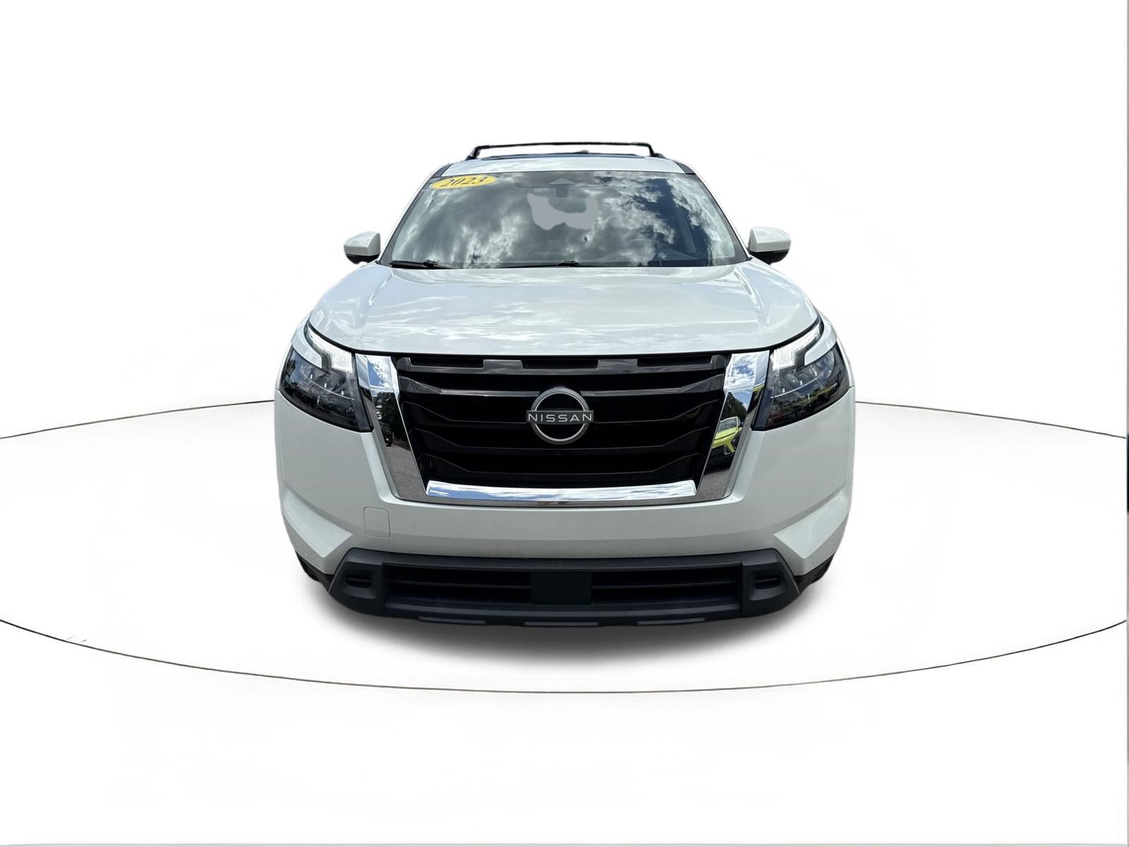 2023 Nissan Pathfinder SV - Photo 8
