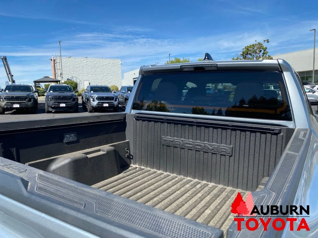 2026 Toyota Tacoma TRD Off Road - Photo 10