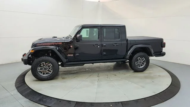 New 2026 Black Clearcoat Jeep Mojave X image 5