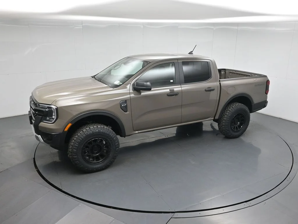 New 2026 Gray Ford XLT image 43