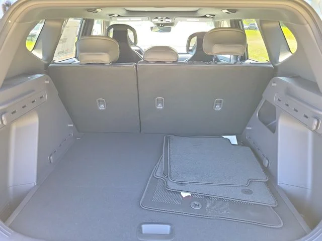 New 2027 Iceberg Green Kia X-Line S image 7