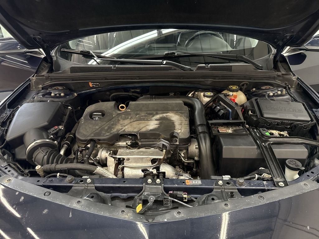 Used 2017 Velvet Chevrolet LT image 33