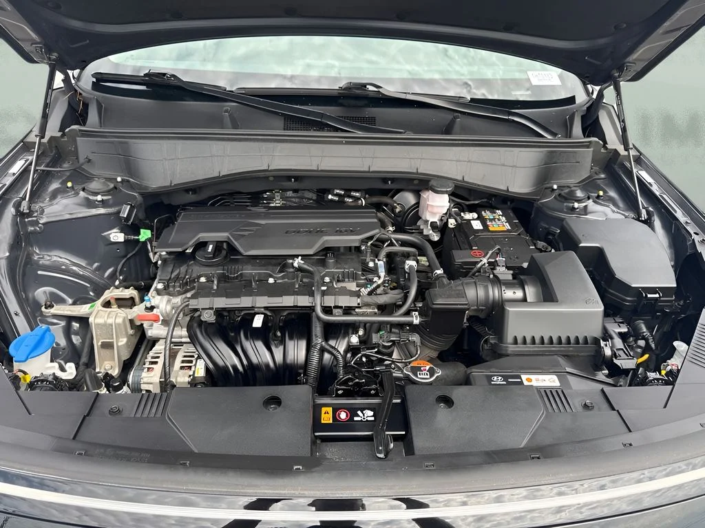 Used 2024 Black Hyundai SEL image 19