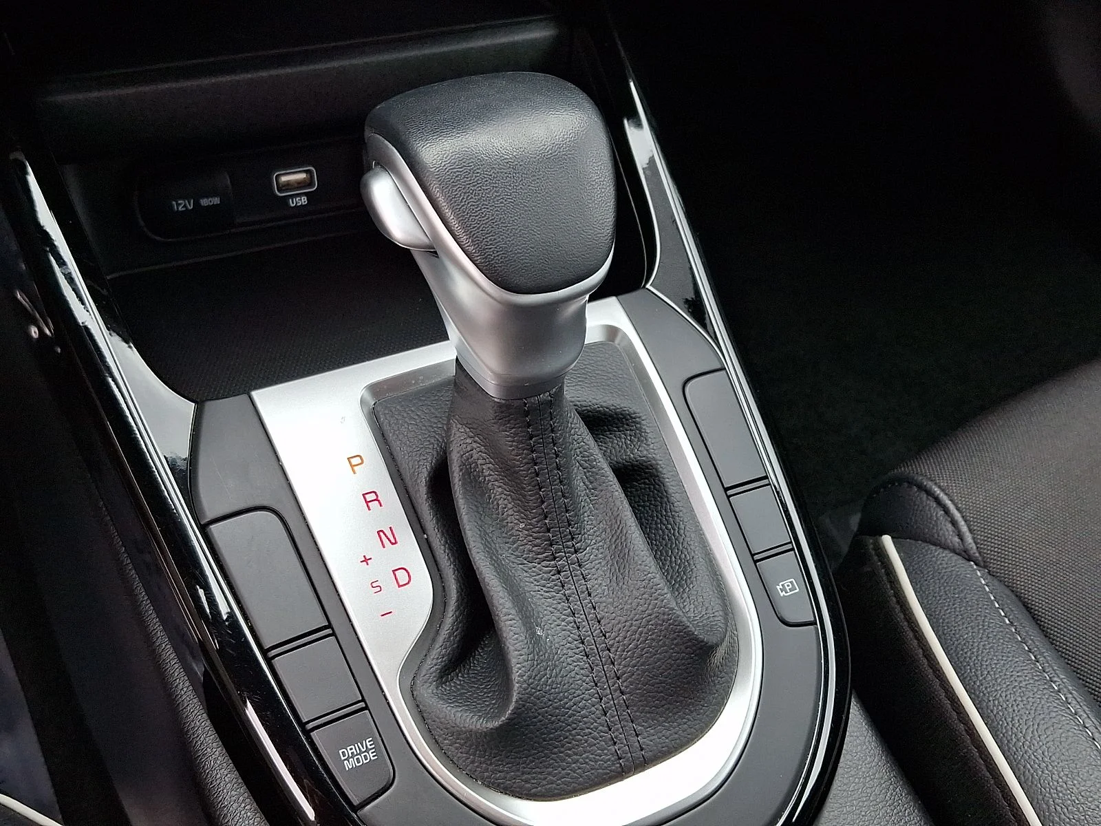 Used 2024 Black Kia GT-Line image 13