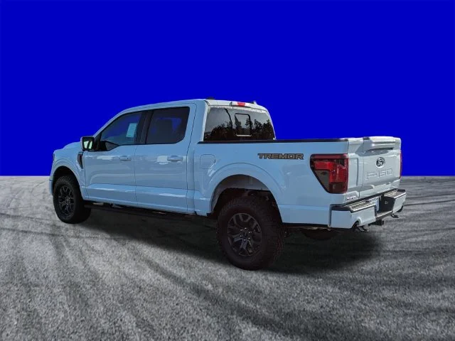 New 2026 Oxford White Ford Tremor® image 6