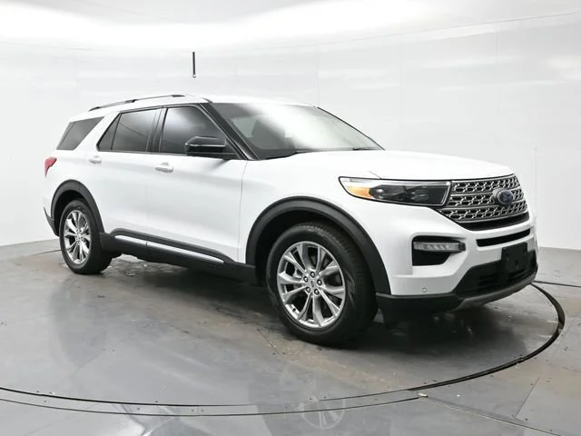 Used 2023 Oxford White Ford Limited image 1