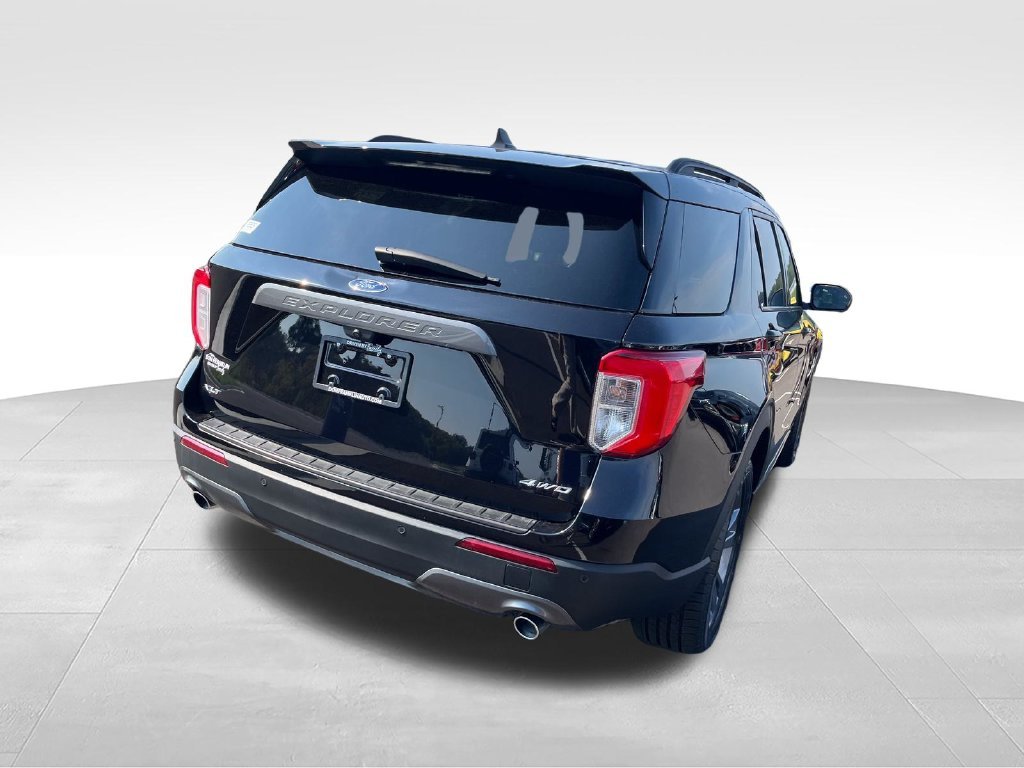 Used 2023 Black Ford XLT image 5