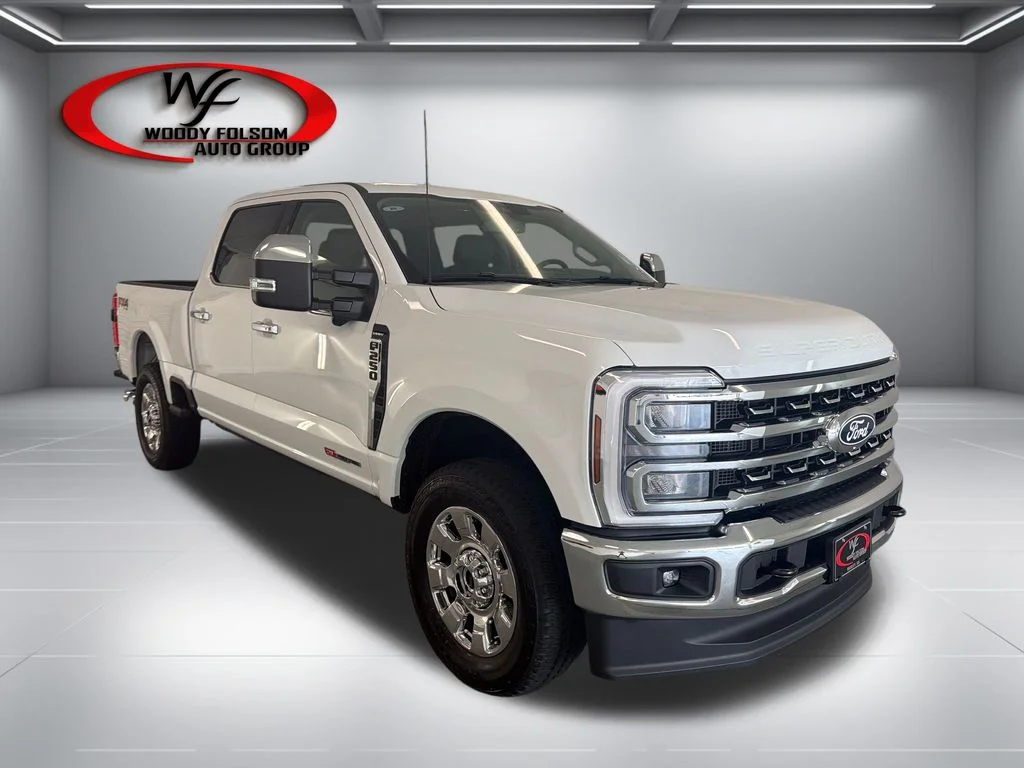 New 2027 White Ford Lariat image 3