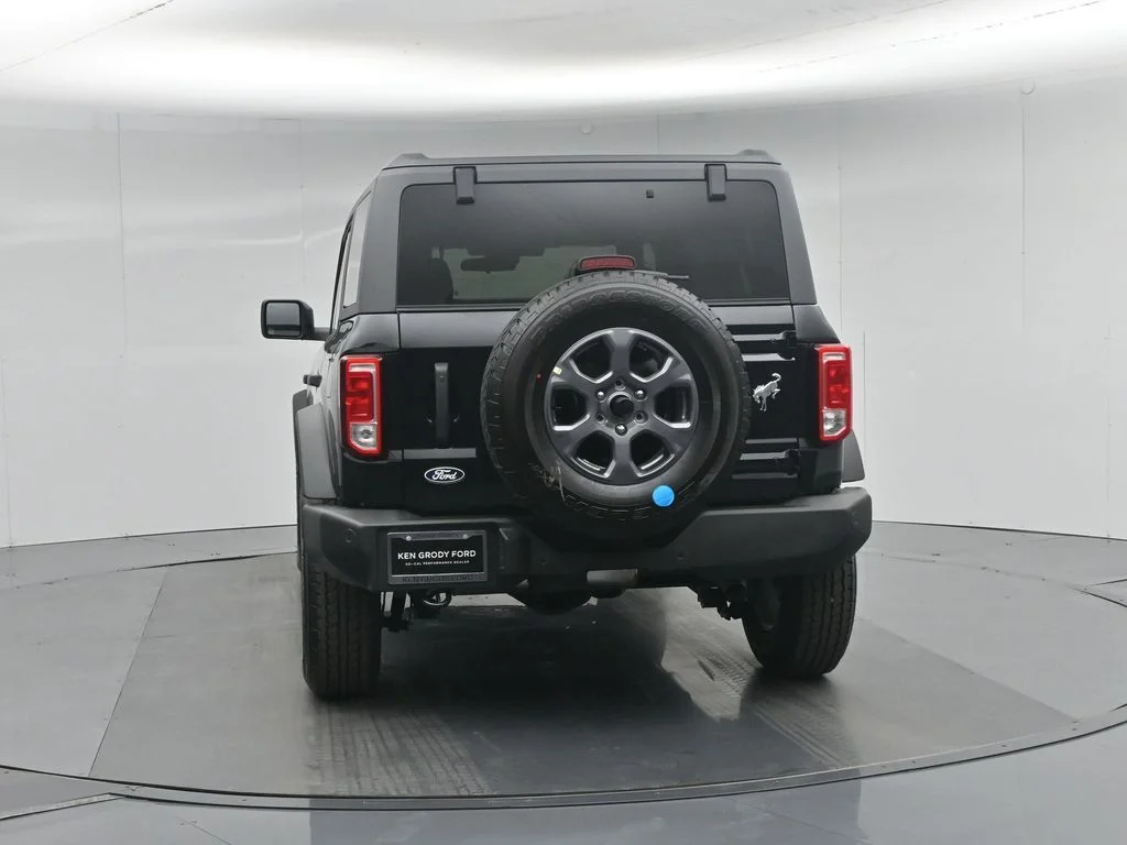 New 2026 Shadow Black Ford Big Bend image 26