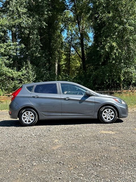 Used 2012 Cyclone Gray Hyundai GS image 9