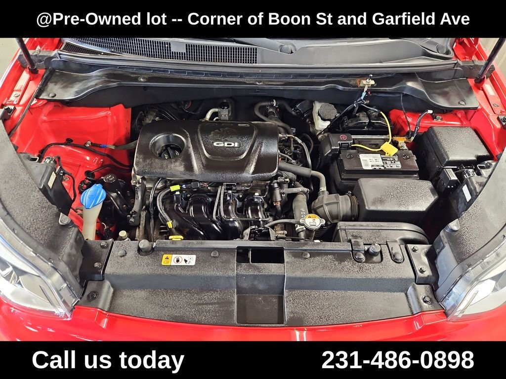 Used 2019 Red Kia Base image 10