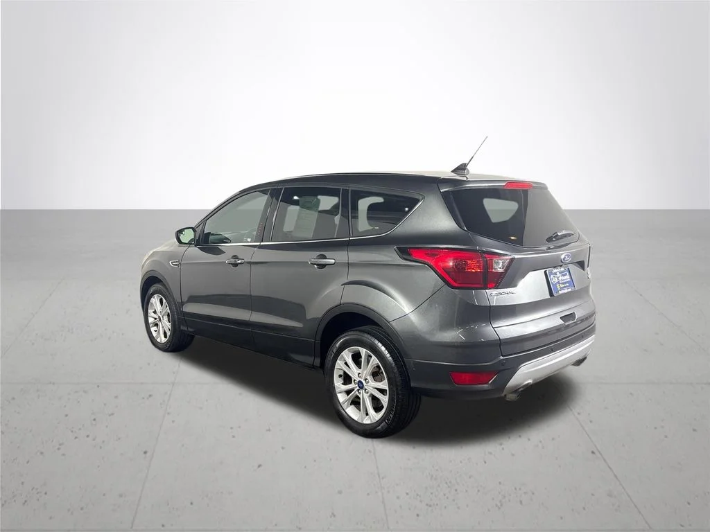 Used 2019 Gray Ford SE image 8