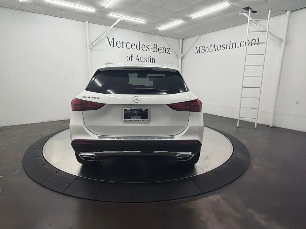 New 2026 White Mercedes-Benz GLA 250 image 6