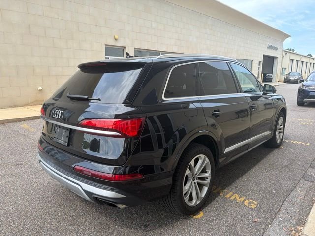 Used 2025 Mythos Black Metallic Audi 55 Premium Plus image 4