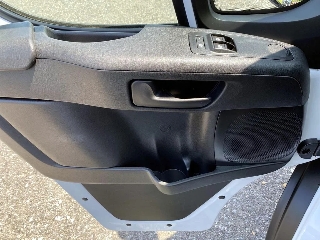 Used 2025 Bright White Clearcoat Ram  image 25