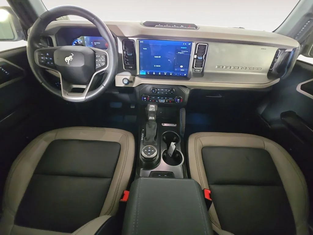 Used 2024 White Ford Wildtrak image 10