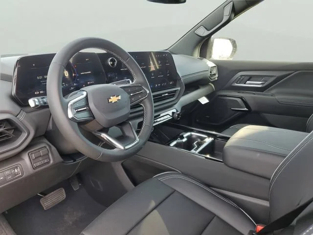 New 2026 Carpeted floor covering Chevrolet LT - Extended Range image 18