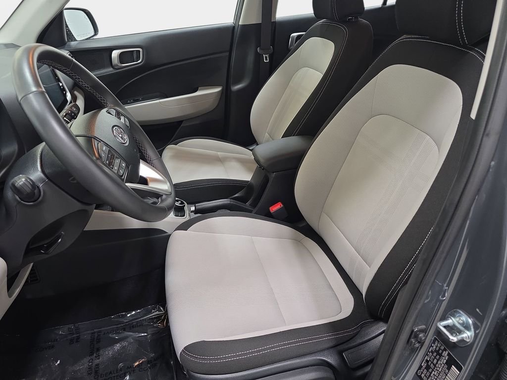 Used 2025 Ecotronic Gray Hyundai SEL image 13