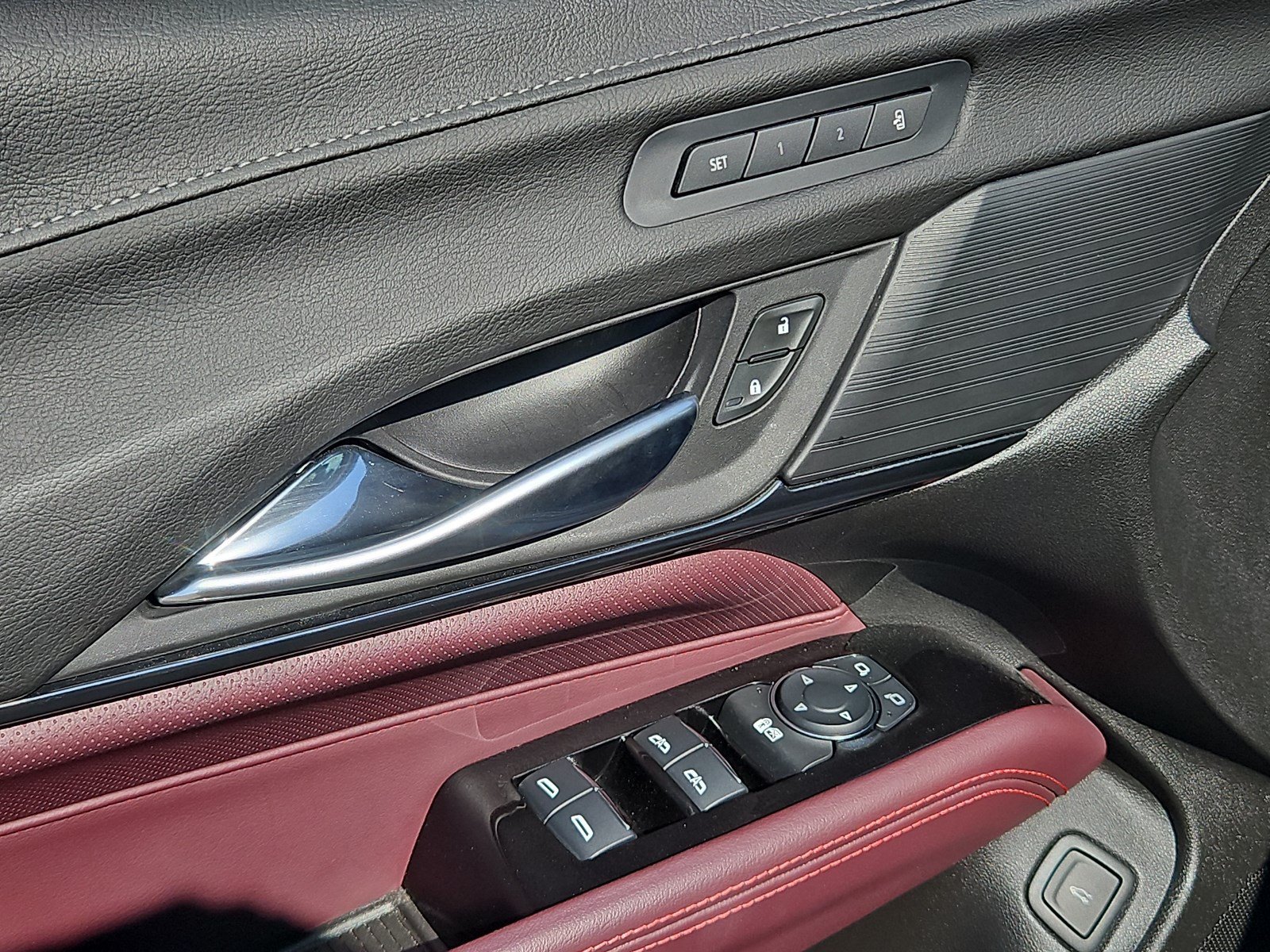 Used 2025 Argent Silver Metallic Cadillac Sport image 15