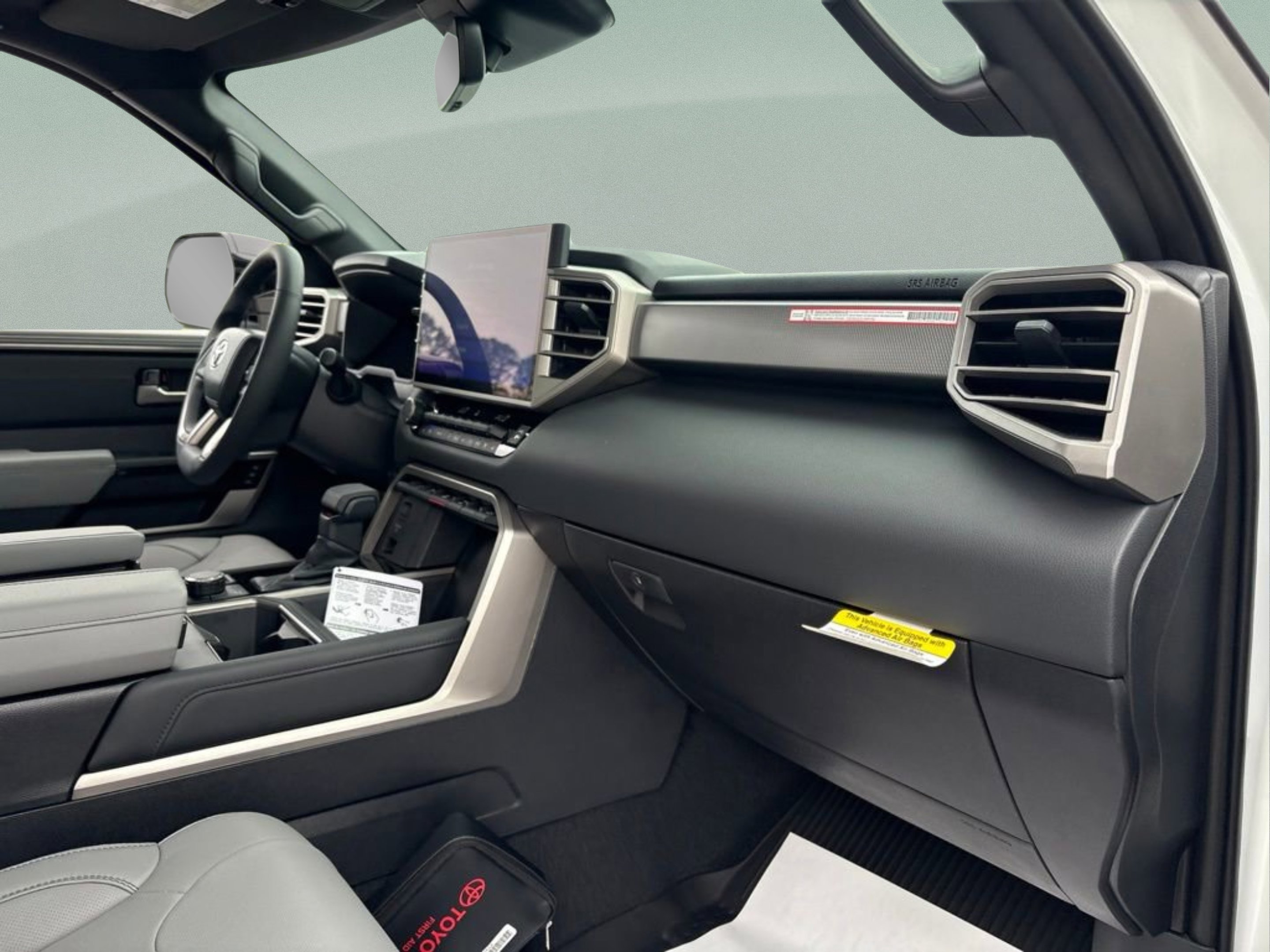 2026 Toyota Tundra Limited - Photo 37