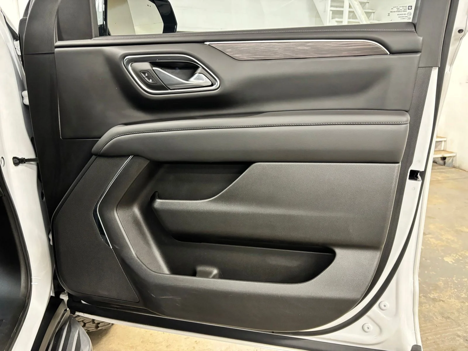 Used 2024 White Chevrolet LS image 22