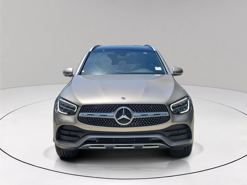Certified Used 2021 Silver Mercedes-Benz GLC 300 image 2