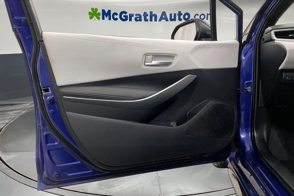 Used 2021 Blue Toyota SE image 27