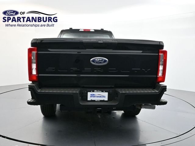 Used 2026 Black Ford XL image 6
