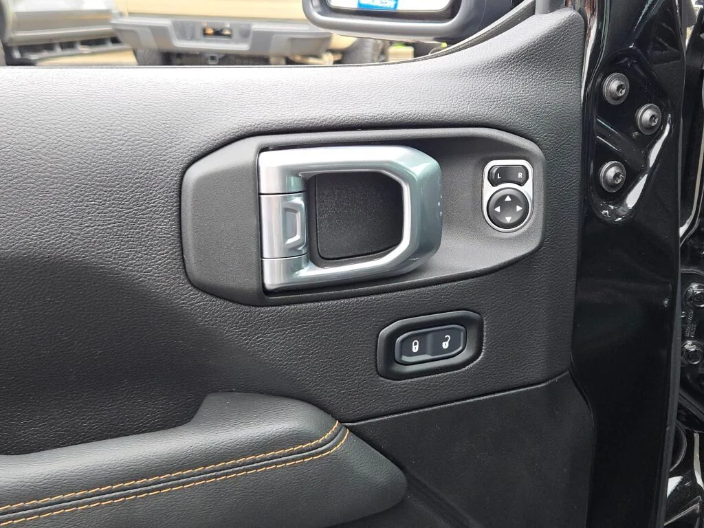Used 2023 Black Jeep Sahara 4xe image 23