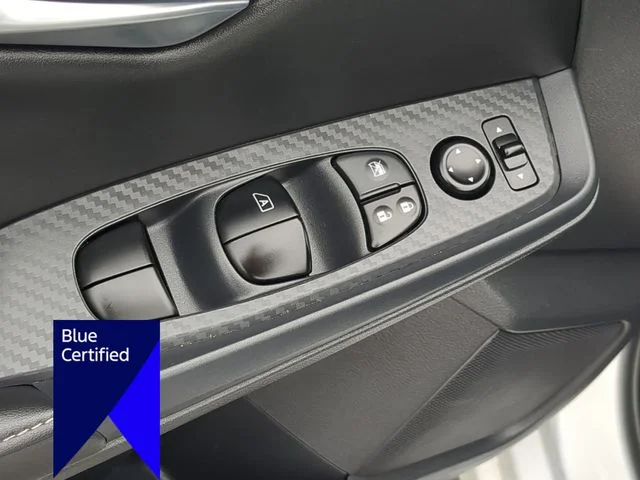 Used 2025 White Nissan SV image 13