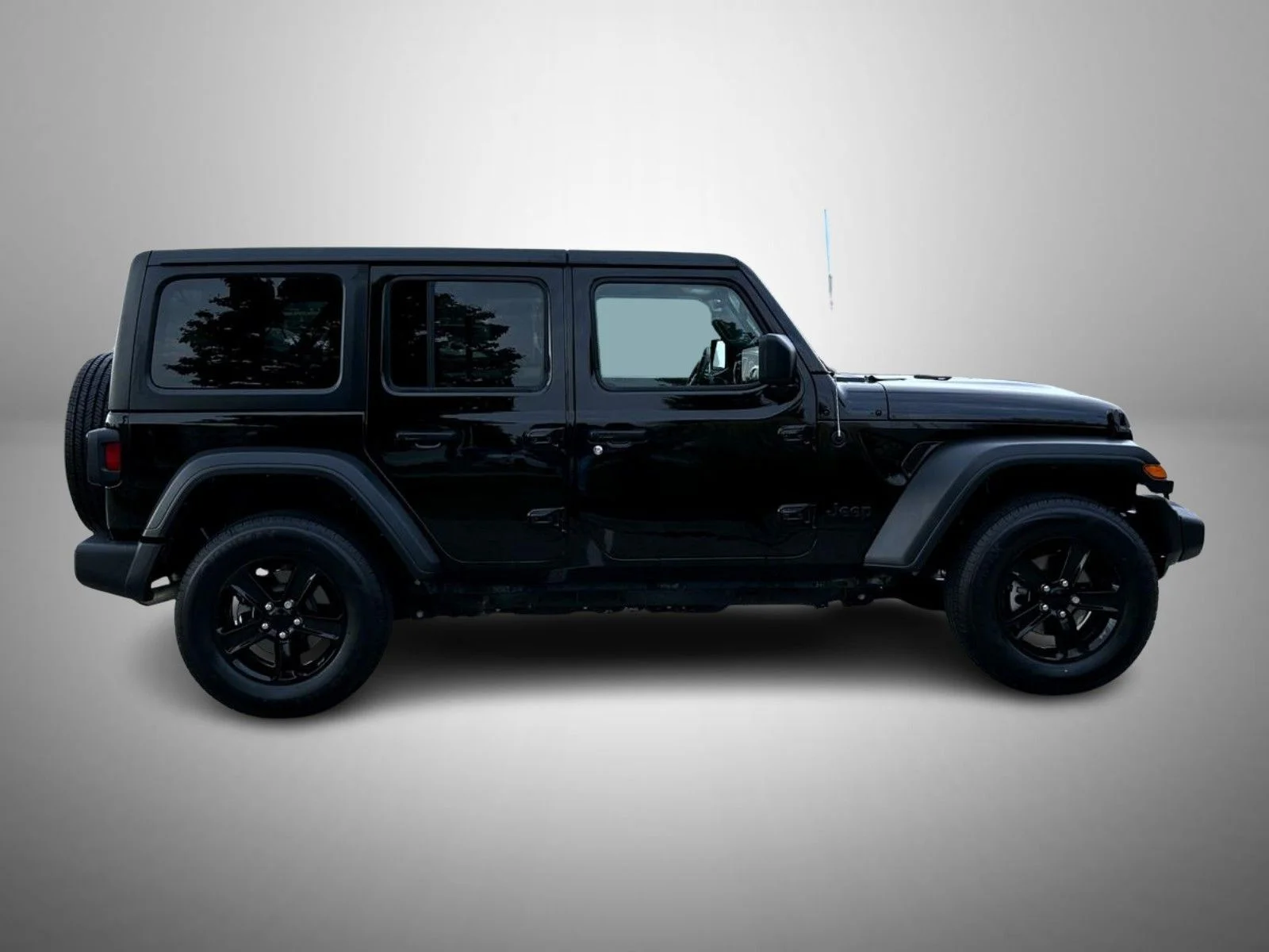 Used 2022 Black Jeep Unlimited Sport Altitude image 4