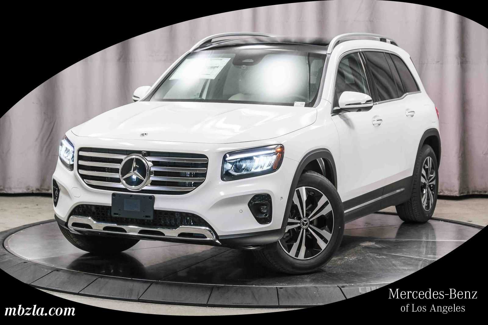 New 2026 Polar White Mercedes-Benz GLB 250 image 42