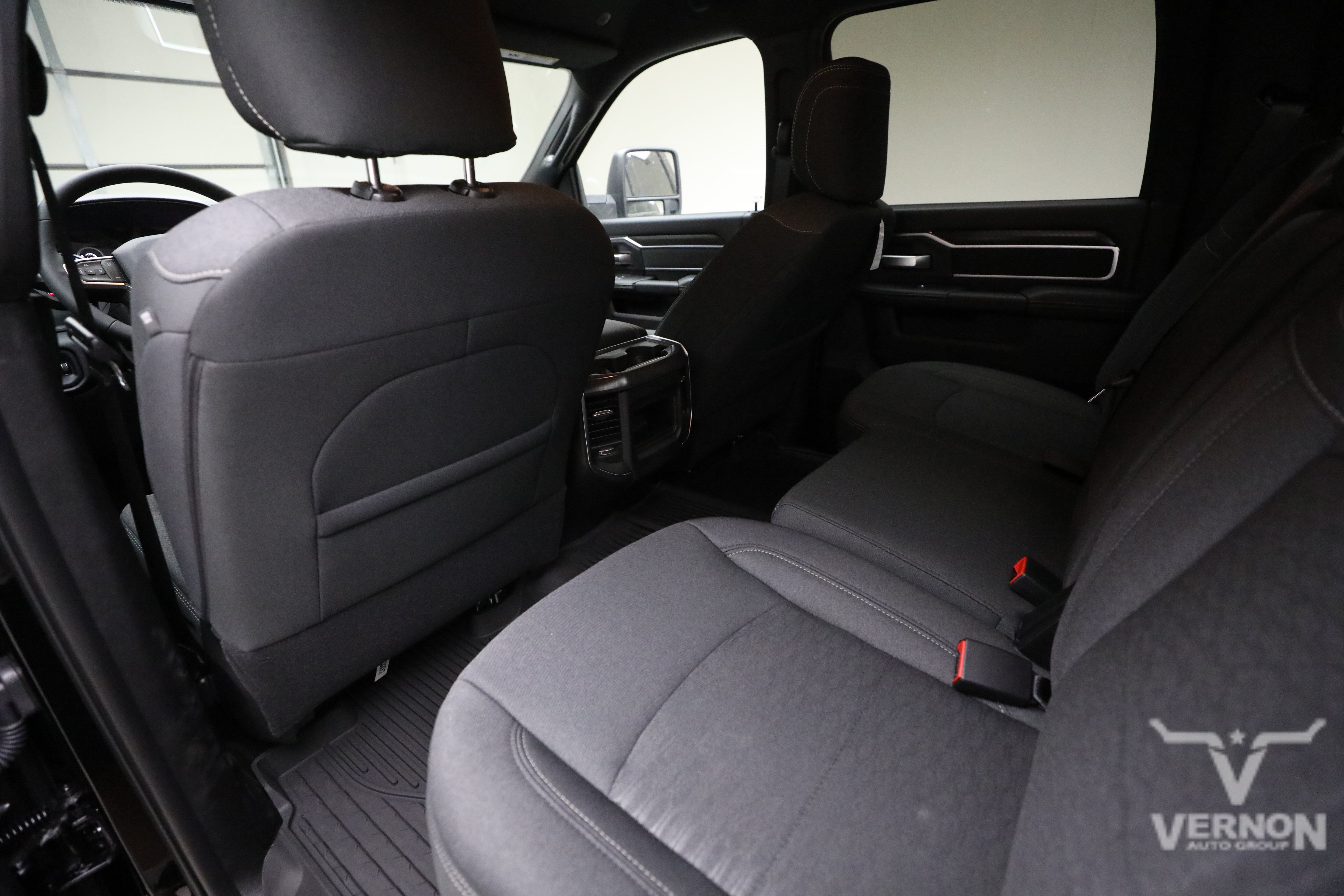 New 2026 Diamond Black Crystal Pearlcoat Ram N image 9