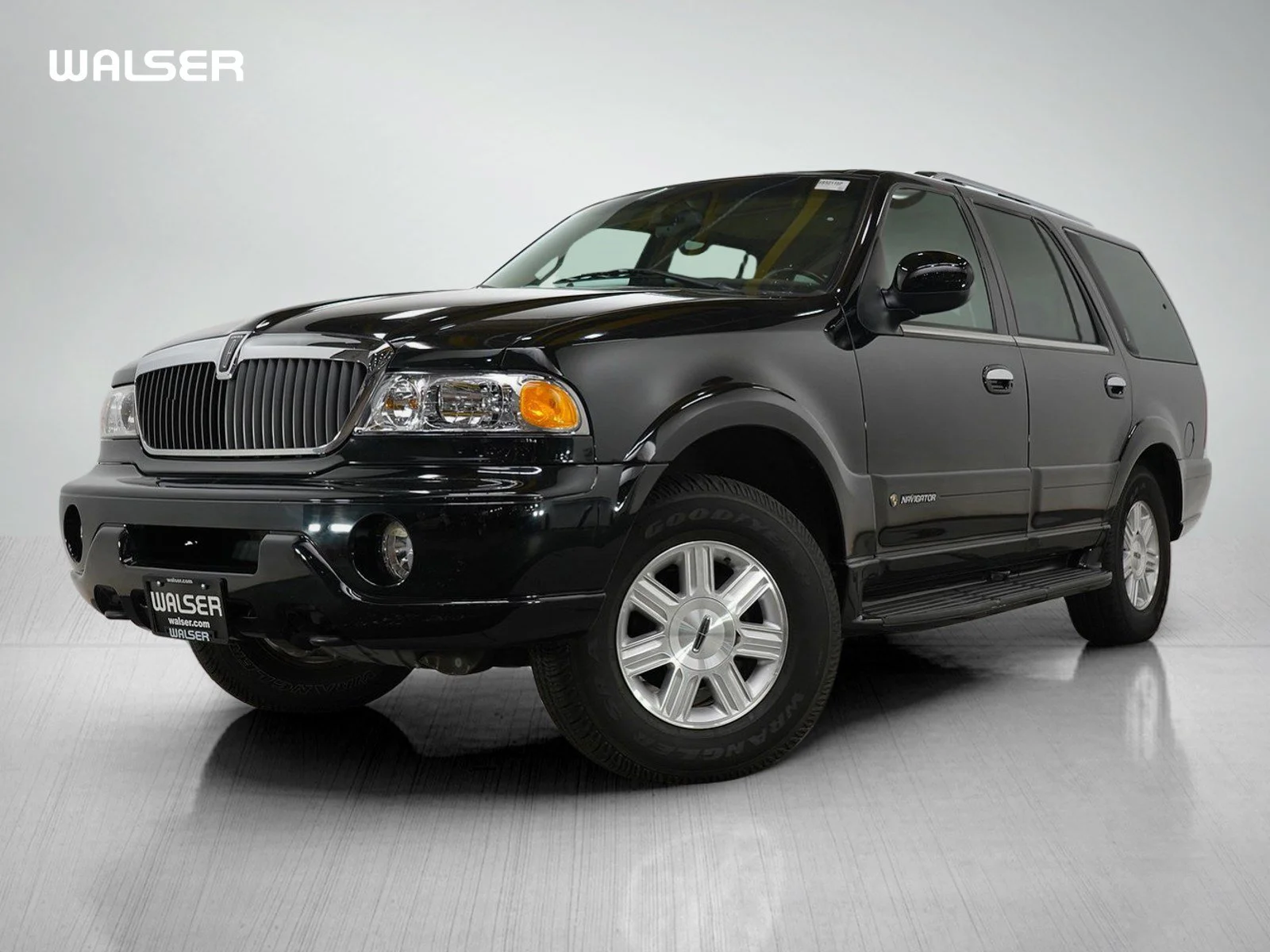 2002 Lincoln Navigator 4x4's photo