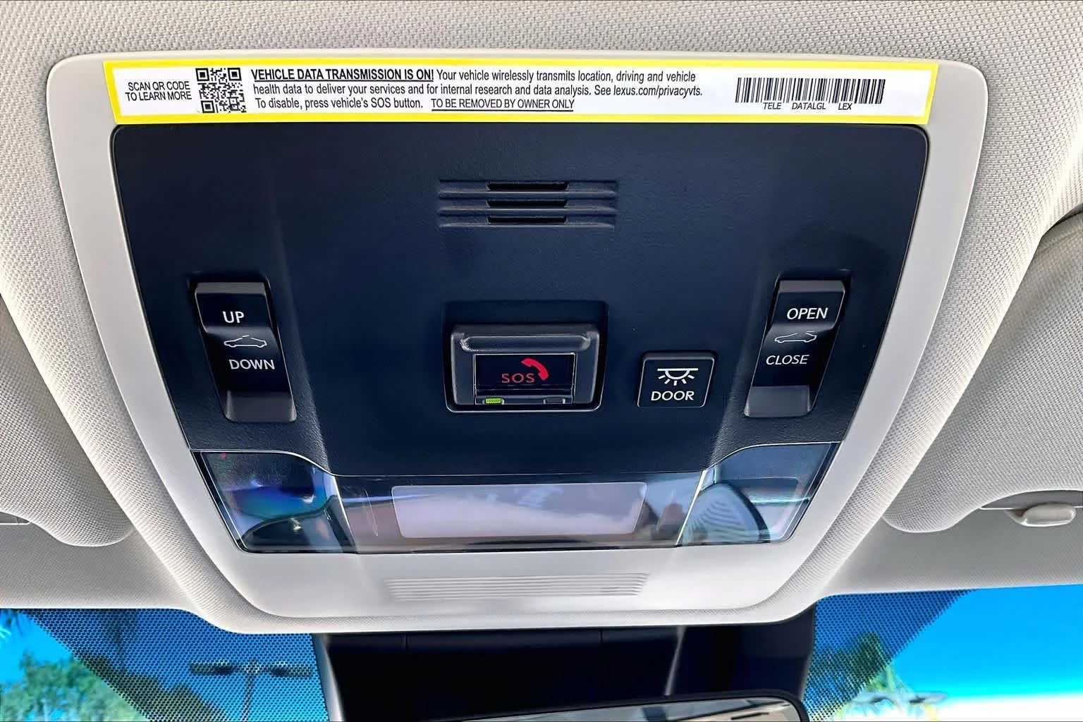 Certified Used 2025 Eminent White Pearl Lexus  image 33