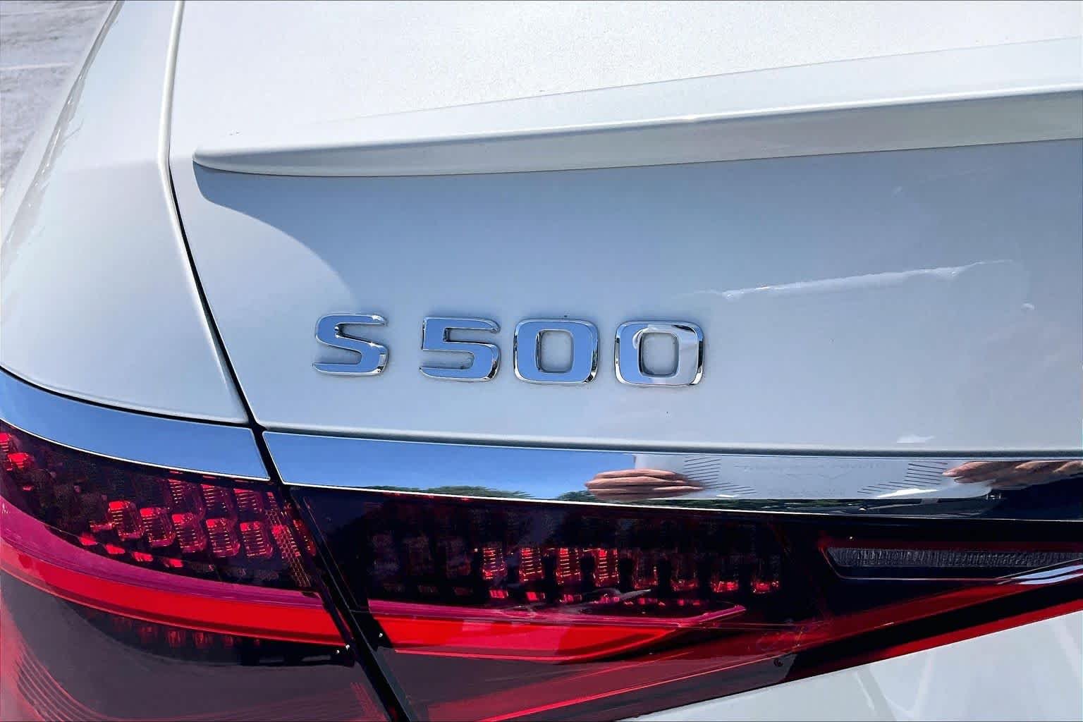 Used 2022 MANUFAKTUR Diamond White Mercedes-Benz S 500 image 31