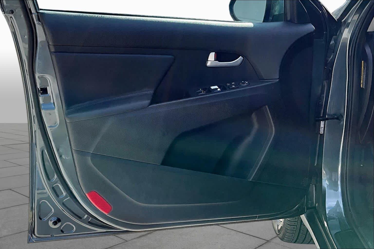 Used 2014 Sage Green Kia EX image 20