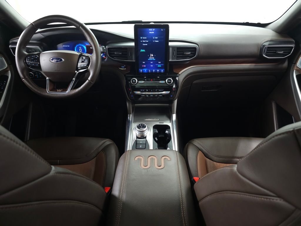 Used 2023 Gray Metallic Ford King Ranch image 15