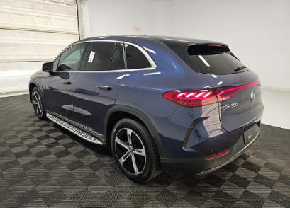 Used 2023 Blue Mercedes-Benz 350+ SUV image 10