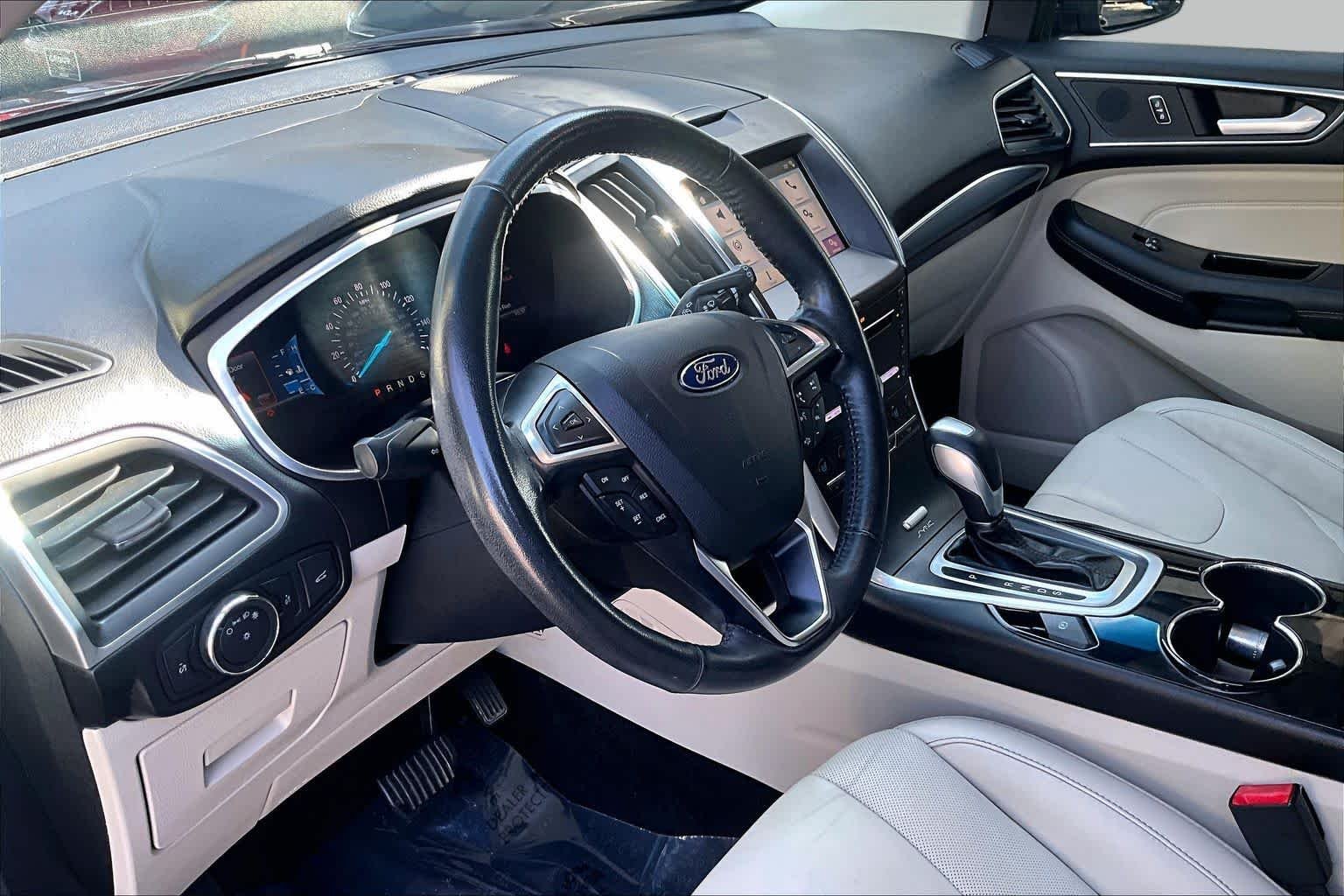 Used 2017 Burgundy Velvet Metallic Tinted Clearcoat Ford Titanium image 18