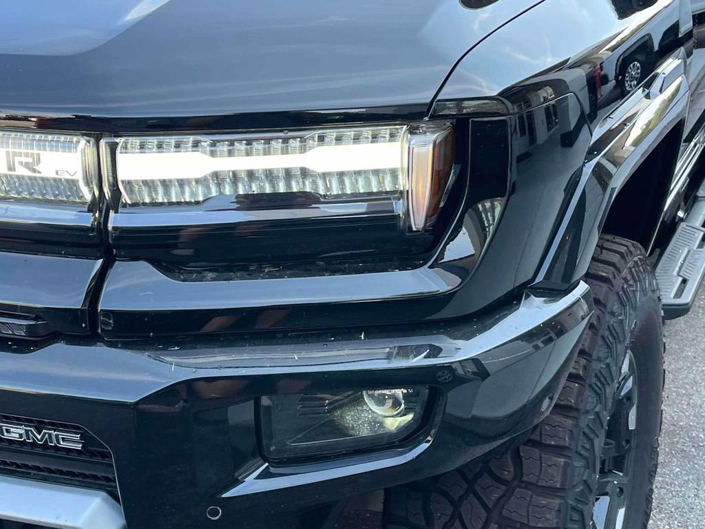 2024 GMC HUMMER EV 2X - Photo 9