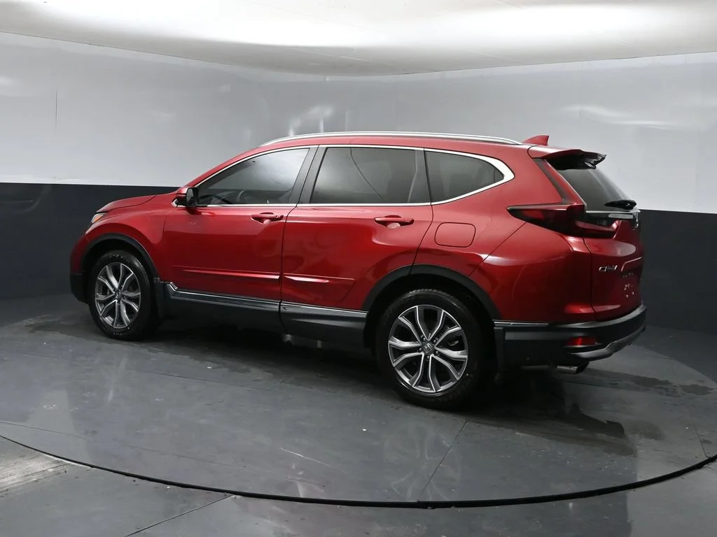 Certified Used 2022 Red Honda Touring image 4