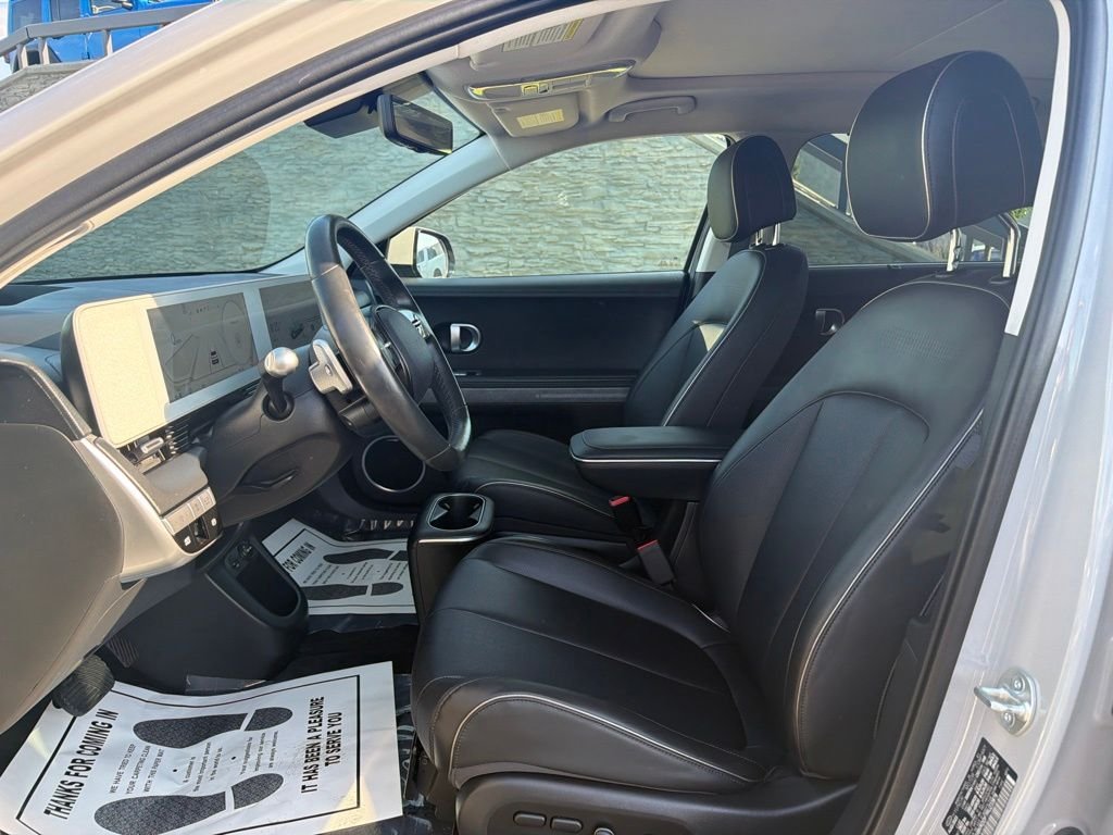 Used 2024 Gray Hyundai Limited image 10