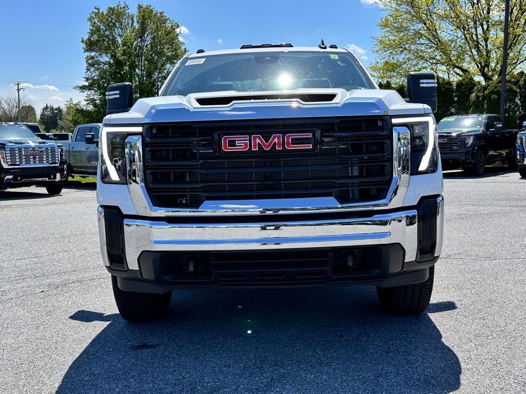 New 2026 Summit White GMC Pro image 4