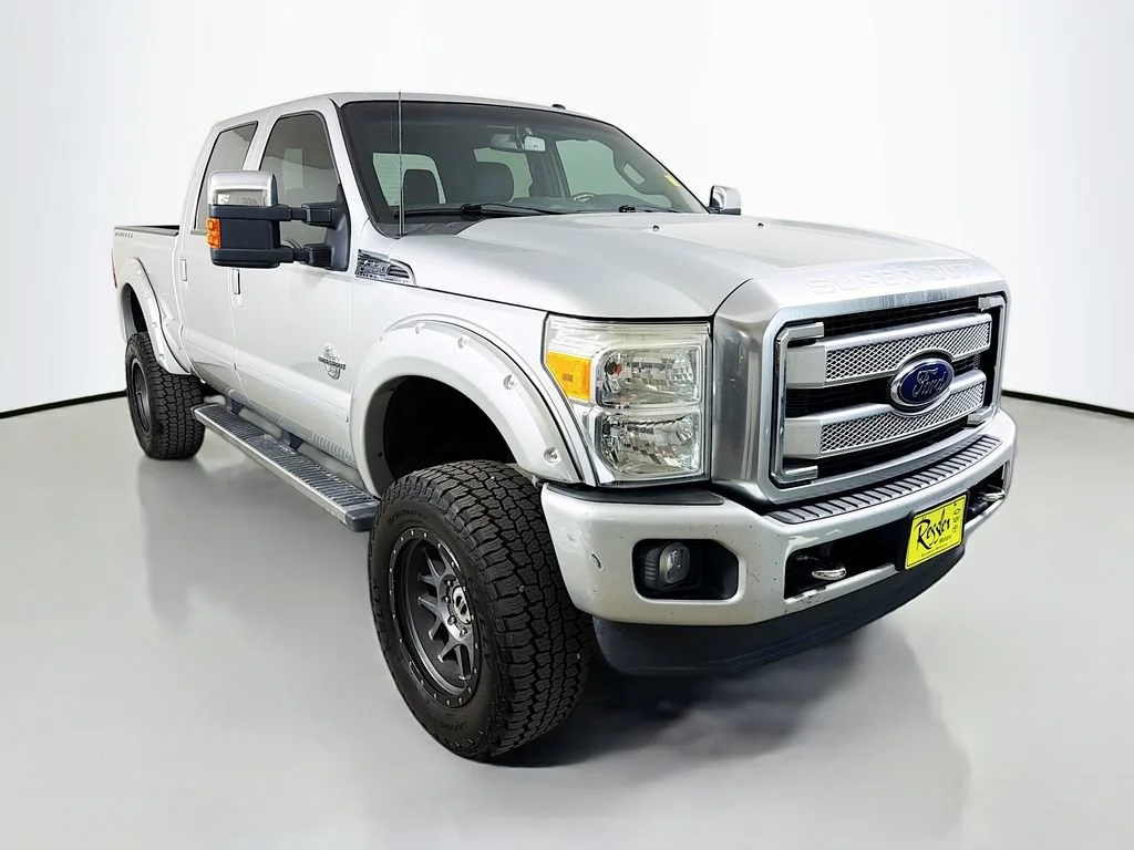 Used 2016 Silver Ford Platinum image 4