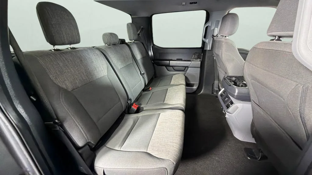 Used 2021 Gray Ford XLT image 30