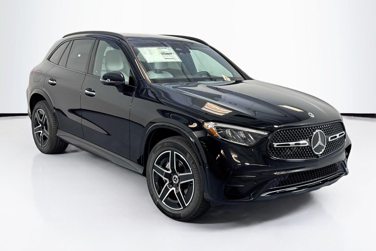New 2026 Black Mercedes-Benz GLC 300 image 3